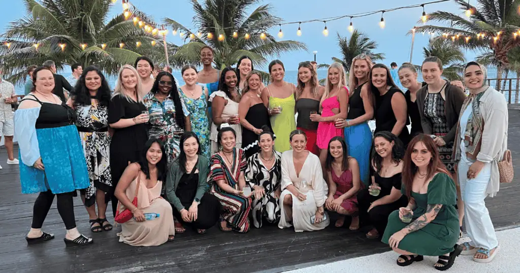 ladies-of-passport-cancun